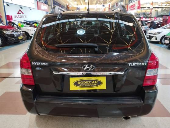 HYUNDAI TUCSON 2.0 MPFI GLS 16V 143CV 2WD GASOLINA 4P AUTOMÁTICO HYUNDAI TUCSON 2.0 MPFI GLS 16V 143CV 2WD GASOLINA 4P AUTOMÁTICO
